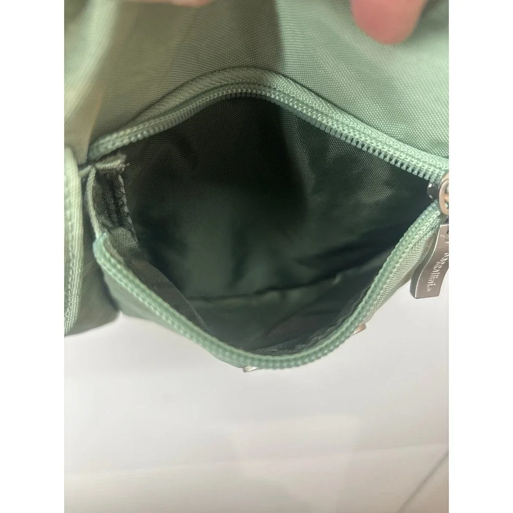 Baggallini Pastel Green Crossbody Purse (sz. 8 in)